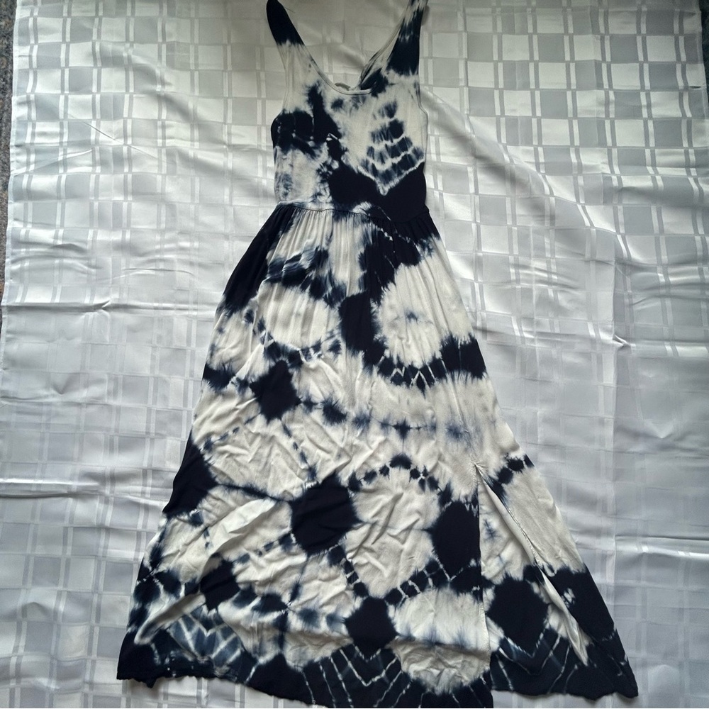 Dex Blue & White Tie Dye Maxi Length Tank Top Style Dress - Picture 16 of 16